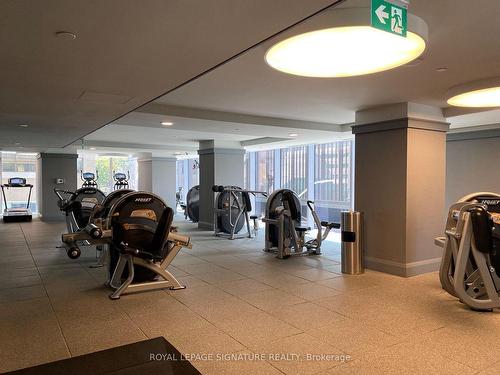 2001-188 Cumberland St, Toronto, ON - Indoor Photo Showing Gym Room