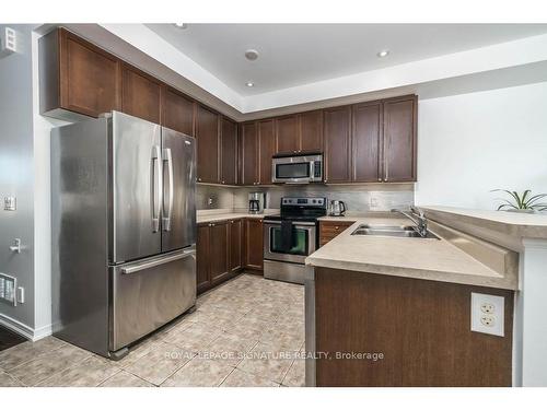 114 Cedar Lake Cres, Brampton, ON - Indoor Photo Showing Kitchen With Stainless Steel Kitchen With Double Sink