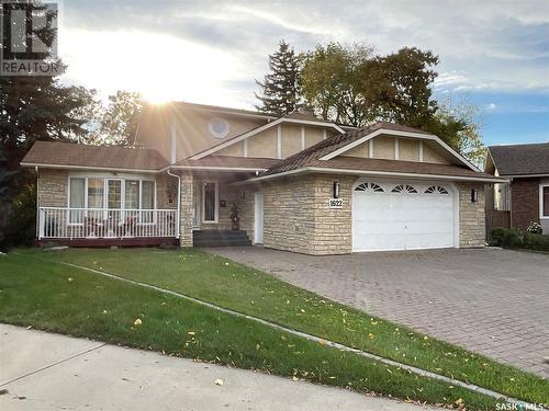 1622 Benson Bay, Regina, SK - Outdoor With Deck Patio Veranda With Facade