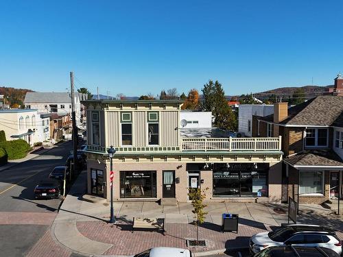 FaÃ§ade - 62  - 64 Rue Principale E., Sainte-Agathe-Des-Monts, QC - Outdoor