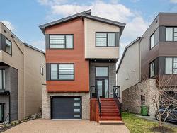 293 Fleetview Drive  Halifax, NS B3M 0L9