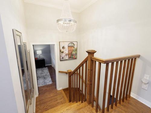 Escalier - 89 Rue Du Ruisselet, Vaudreuil-Dorion, QC - Indoor Photo Showing Other Room