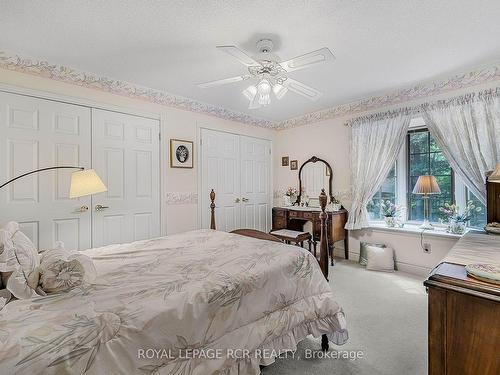 11 Hidden Forest Dr, Whitchurch-Stouffville, ON - Indoor Photo Showing Bedroom