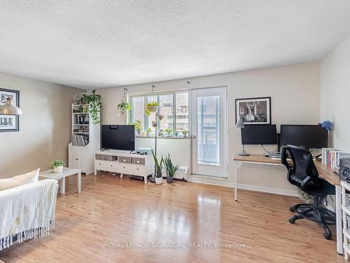 804-15 Elizabeth St N, Mississauga, ON - Indoor