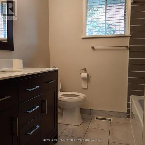 41 Canterbury Crescent, Toronto, ON - Indoor Photo Showing Bathroom