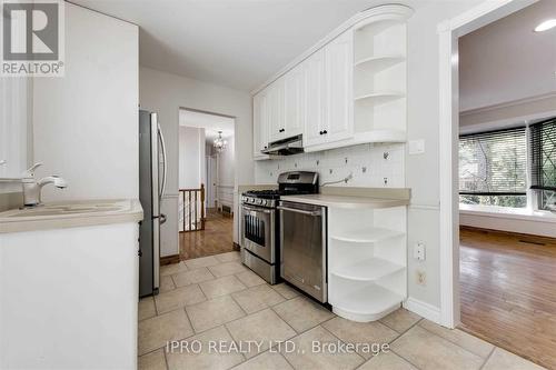 463 Drummond Road, Oakville, ON - Indoor Photo Showing Kitchen