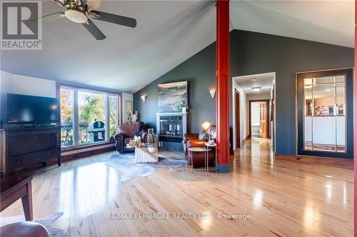 11 Fairway Drive, Petawawa, ON - Indoor Photo Showing Living Room With Fireplace