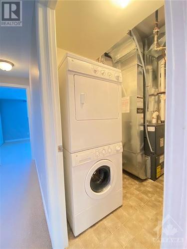 419 Chapman Mills Drive Unit#A, Ottawa, ON - Indoor Photo Showing Laundry Room