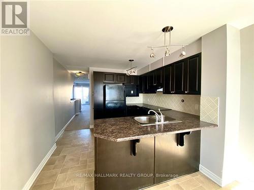 A - 419 Chapman Mills Drive, Ottawa, ON - Indoor Photo Showing Kitchen With Double Sink