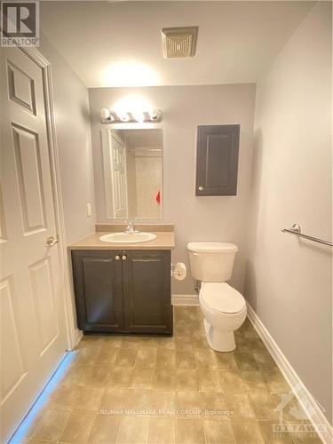 A - 419 Chapman Mills Drive, Ottawa, ON - Indoor Photo Showing Bathroom