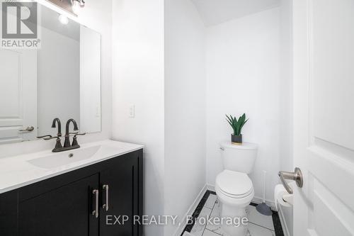 31 Kimble Avenue, Clarington, ON - Indoor Photo Showing Bathroom