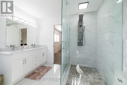 31 Kimble Avenue, Clarington, ON - Indoor Photo Showing Bathroom