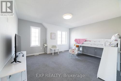 31 Kimble Avenue, Clarington, ON - Indoor Photo Showing Bedroom