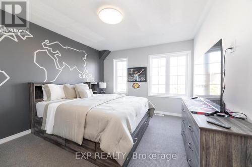 31 Kimble Avenue, Clarington, ON - Indoor Photo Showing Bedroom