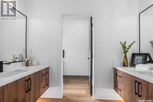 219 Aniskotaw Manor, Saskatoon, SK - Indoor Photo Showing Bathroom