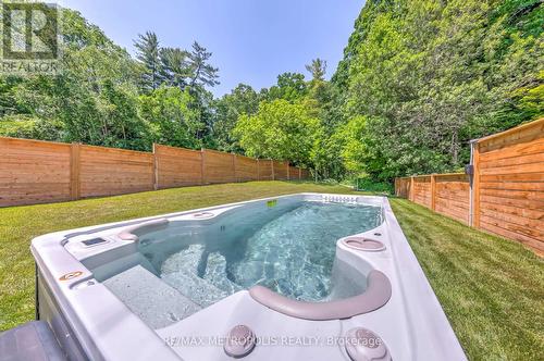 12 Bearwood Drive, Toronto, ON - Outdoor With Backyard