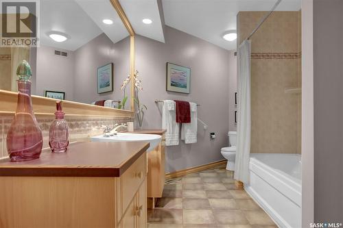 3324 Baneberry Drive, Regina, SK - Indoor Photo Showing Bathroom