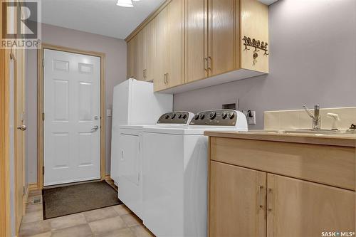 3324 Baneberry Drive, Regina, SK - Indoor Photo Showing Laundry Room