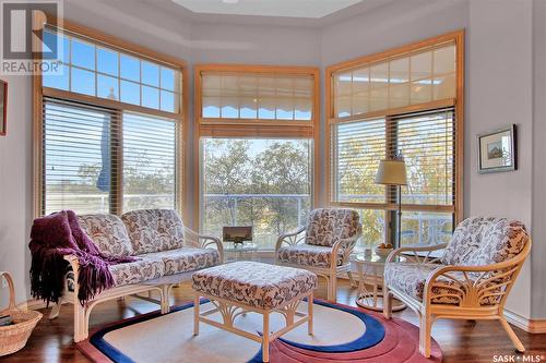 3324 Baneberry Drive, Regina, SK - Indoor Photo Showing Living Room