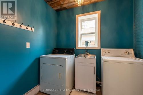 14 Cornish Street, London, ON - Indoor Photo Showing Laundry Room