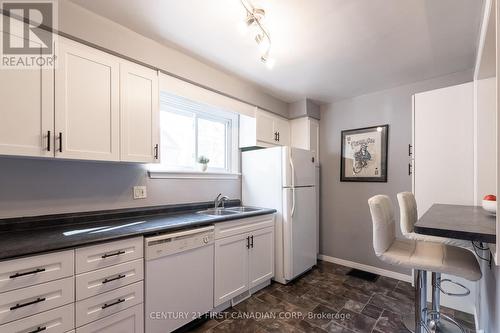 14 Cornish Street, London, ON - Indoor Photo Showing Kitchen With Double Sink