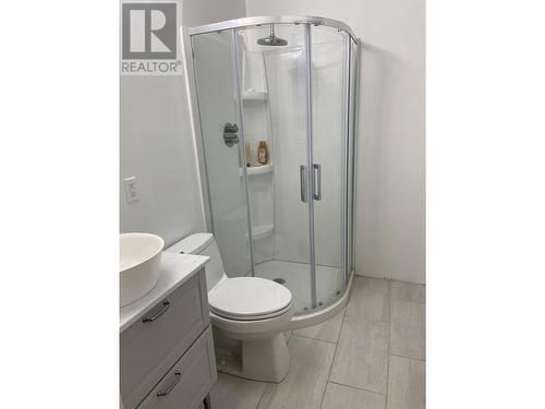 2502 Kerr Street, Terrace, BC - Indoor Photo Showing Bathroom