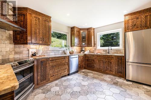 15201 Cartwright E Quarter Line, Scugog, ON - Indoor Photo Showing Kitchen With Stainless Steel Kitchen