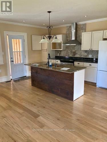 4180 Highway 62 Road, Prince Edward County (Ameliasburgh), ON - Indoor Photo Showing Kitchen