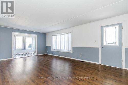 5358 Penetanguishene Road, Springwater, ON - Indoor Photo Showing Other Room