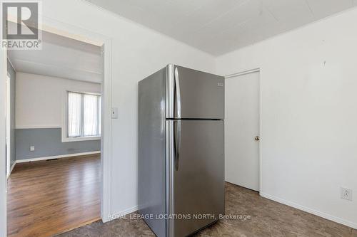 5358 Penetanguishene Road, Springwater, ON - Indoor Photo Showing Other Room