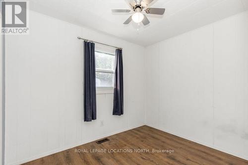 5358 Penetanguishene Road, Springwater, ON - Indoor Photo Showing Other Room