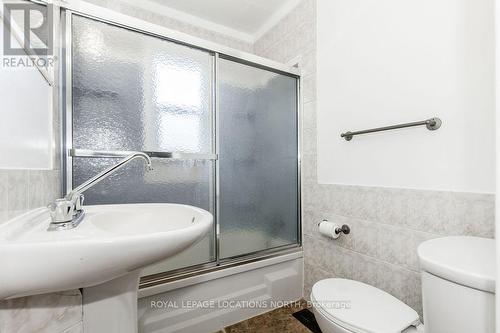 5358 Penetanguishene Road, Springwater, ON - Indoor Photo Showing Bathroom