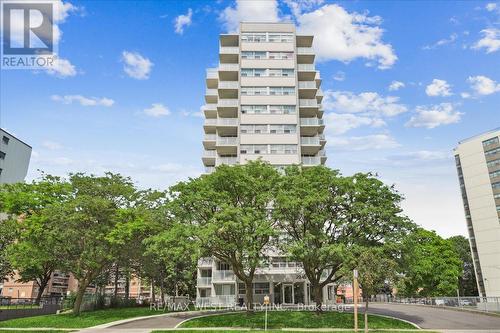 Ph3 - 2345 Confederation Parkway, Mississauga, ON - Outdoor With Balcony