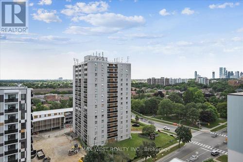 Ph3 - 2345 Confederation Parkway, Mississauga, ON - Outdoor With View