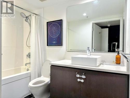 411 522 W 8Th Avenue, Vancouver, BC - Indoor Photo Showing Bathroom