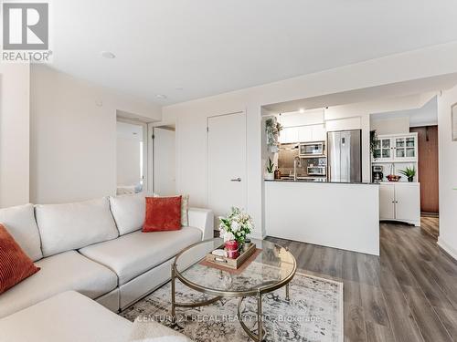 1311 - 120 Varna Drive, Toronto, ON - Indoor Photo Showing Living Room