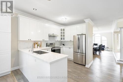 18 Todd Drive, Barrie, ON - Indoor Photo Showing Kitchen With Double Sink