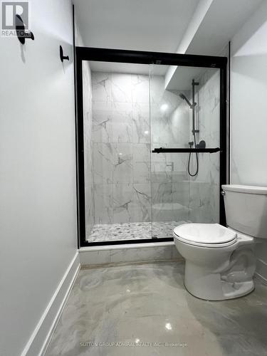 Lower - 145 Collier Street, Barrie, ON - Indoor Photo Showing Bathroom