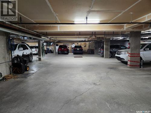 105 729 101St Avenue, Tisdale, SK - Indoor Photo Showing Garage