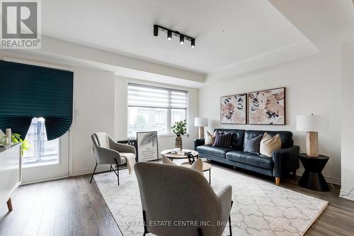 19 - 1125 Leger Way, Milton, ON - Indoor Photo Showing Living Room