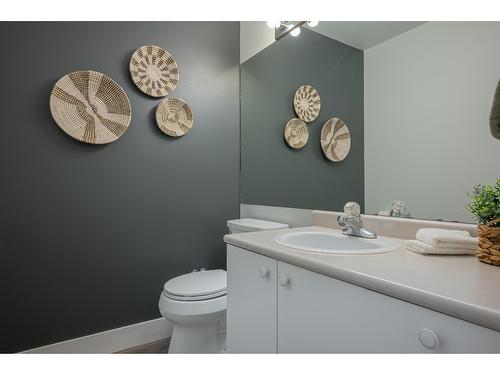 308 16233 82 Avenue, Surrey, BC - Indoor Photo Showing Bathroom