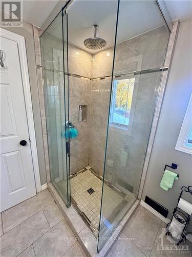 4948 Wales Road, South Stormont, ON - Indoor Photo Showing Bathroom