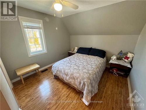 4948 Wales Road, South Stormont, ON - Indoor Photo Showing Bedroom