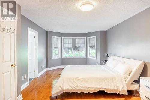 137 Ballance Drive, Ottawa, ON - Indoor Photo Showing Bedroom