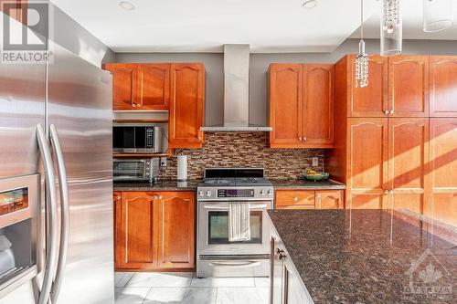 137 Ballance Drive, Ottawa, ON - Indoor Photo Showing Kitchen