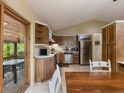 Salle Ã  manger - 8 Rue Des Ardoises, Sainte-Agathe-Des-Monts, QC - Indoor Photo Showing Kitchen