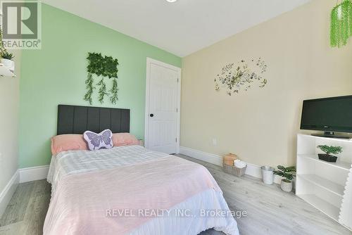 1221 Dalton Road, Timmins (Dalton Rd.), ON - Indoor Photo Showing Bedroom