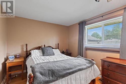 28 Archer Crescent, London, ON - Indoor Photo Showing Bedroom