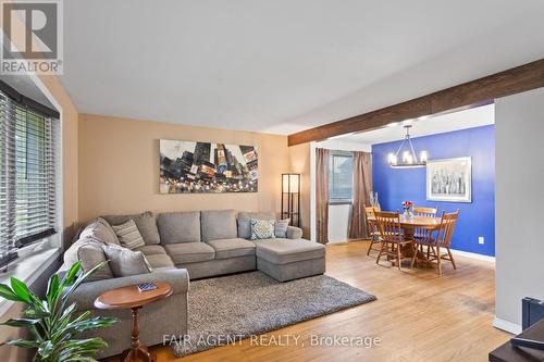 28 Archer Crescent, London, ON - Indoor Photo Showing Living Room