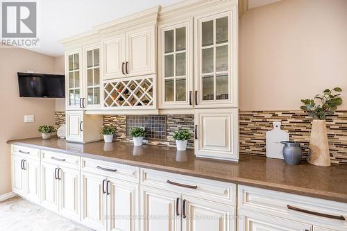 4 Sparrow Court, Kawartha Lakes (Little Britain), ON - Indoor Photo Showing Kitchen